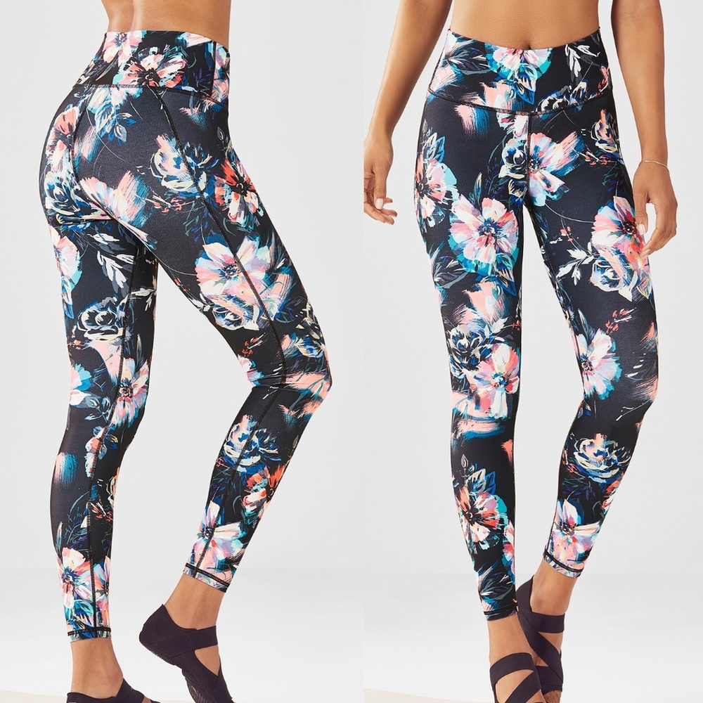 Fabletics Powerhold Leggings 7/8 sz M